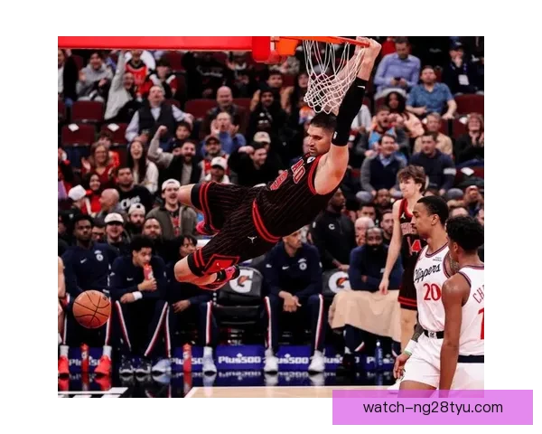 公牛25三分狂轰快船28分